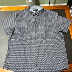 PRICE REDUCED! Mizzen+Main Leeward short sleeve